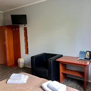 Pokój z łóżkiem king-size